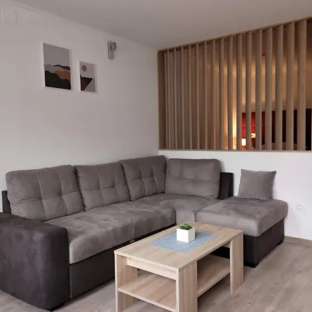 Orijent Apartment *